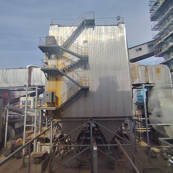 电袋云南除尘器工程案例： 130T/h锅炉配套电袋云南除尘器